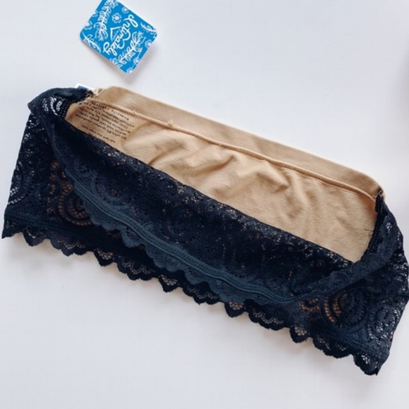 36. 🆕️ Free People Seamless Lace Bandeau - Picture 7 of 11